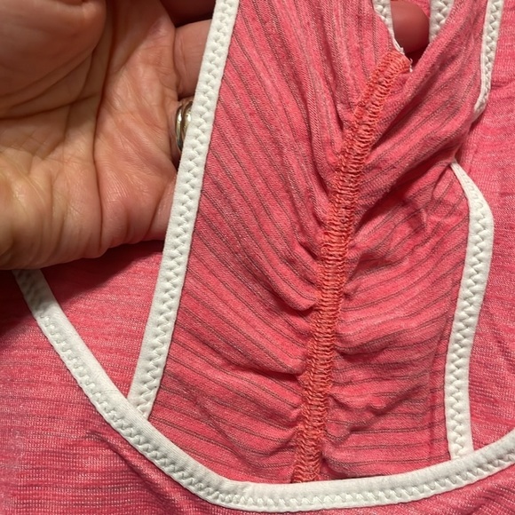 Lululemon Exercise Tank Top - Picture 14 of 14